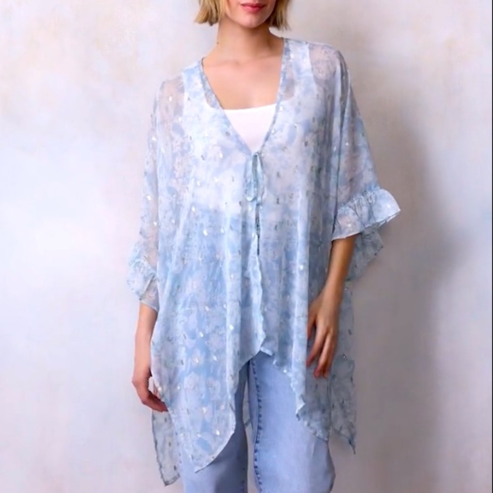 LC Lauren Conrad Ruana Topper
